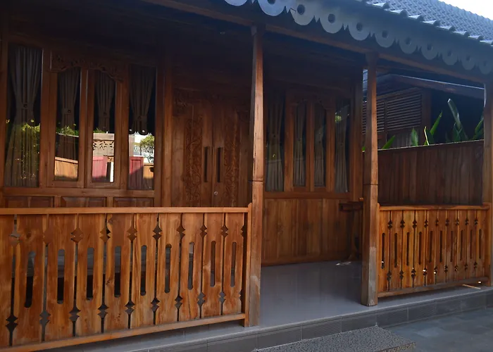 Guest house Joglo Bali Penatih