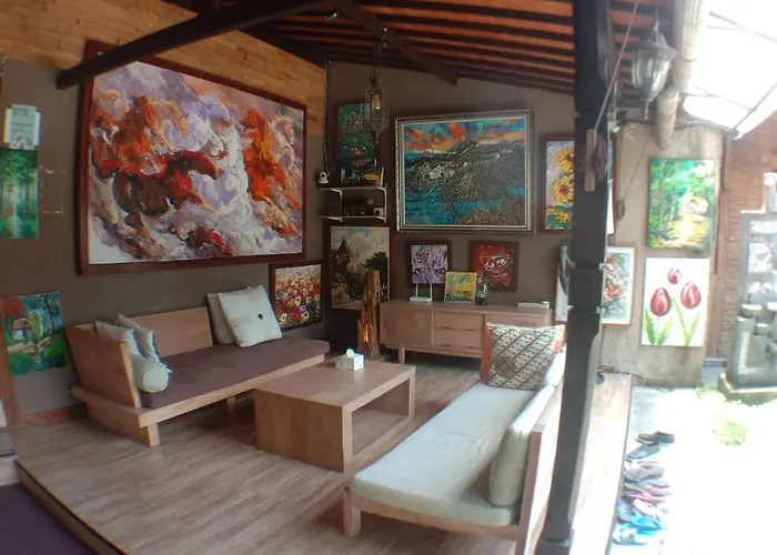 Joglo Bali Penatih