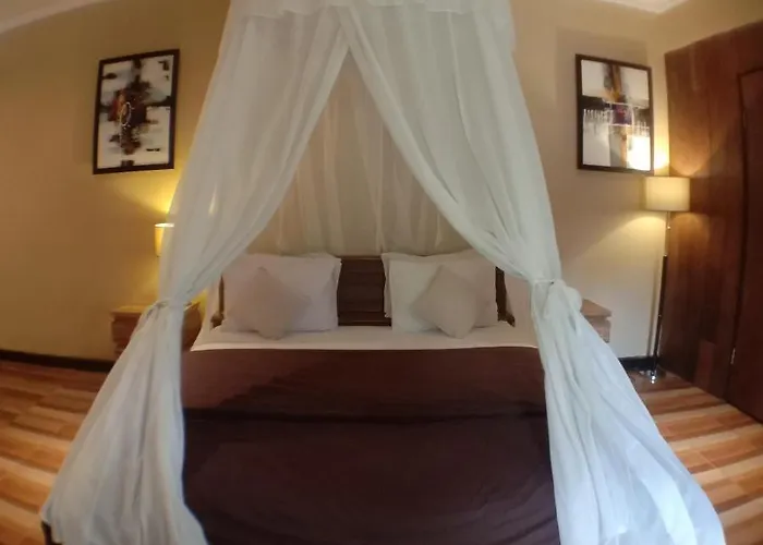 Joglo Bali Guest house *