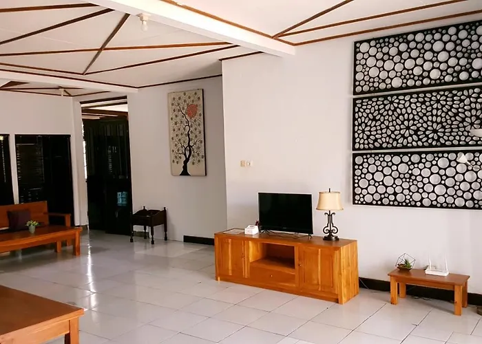 Joglo Bali Guest house