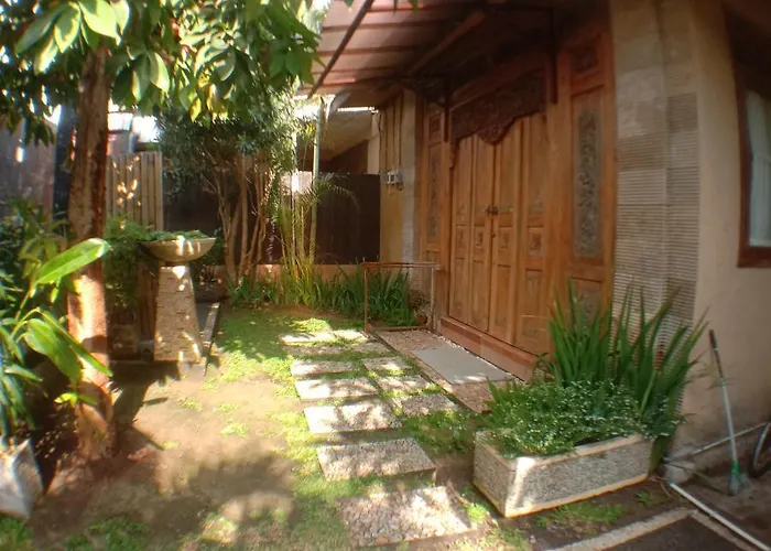 Guest house Joglo Bali Penatih